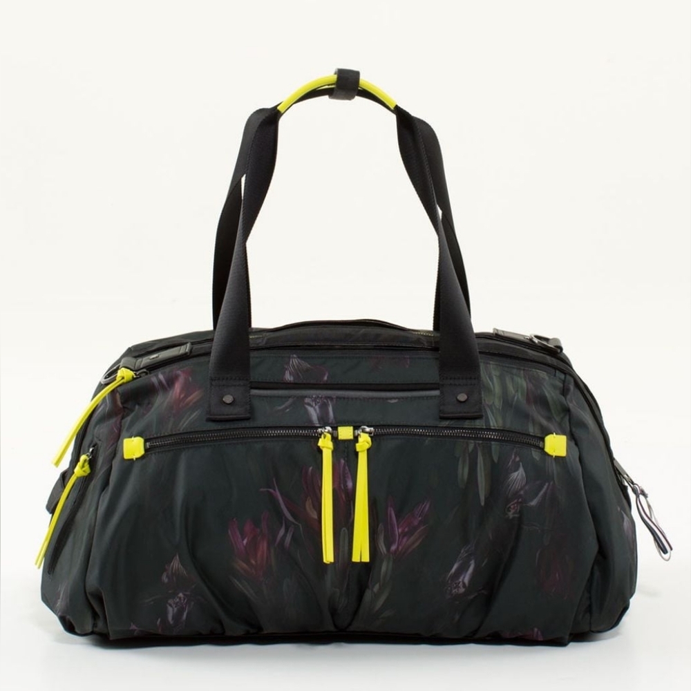 Lululemon Wortk It Out Duffel Midnight Iris Print Excellent Used Condition